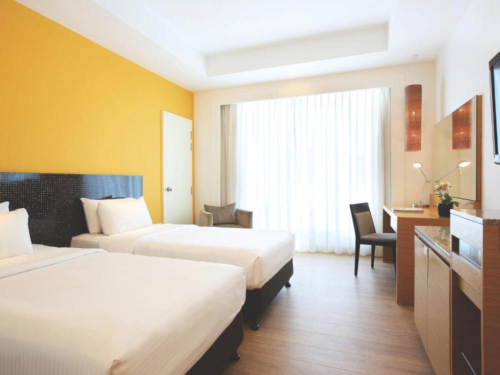 Room image 3