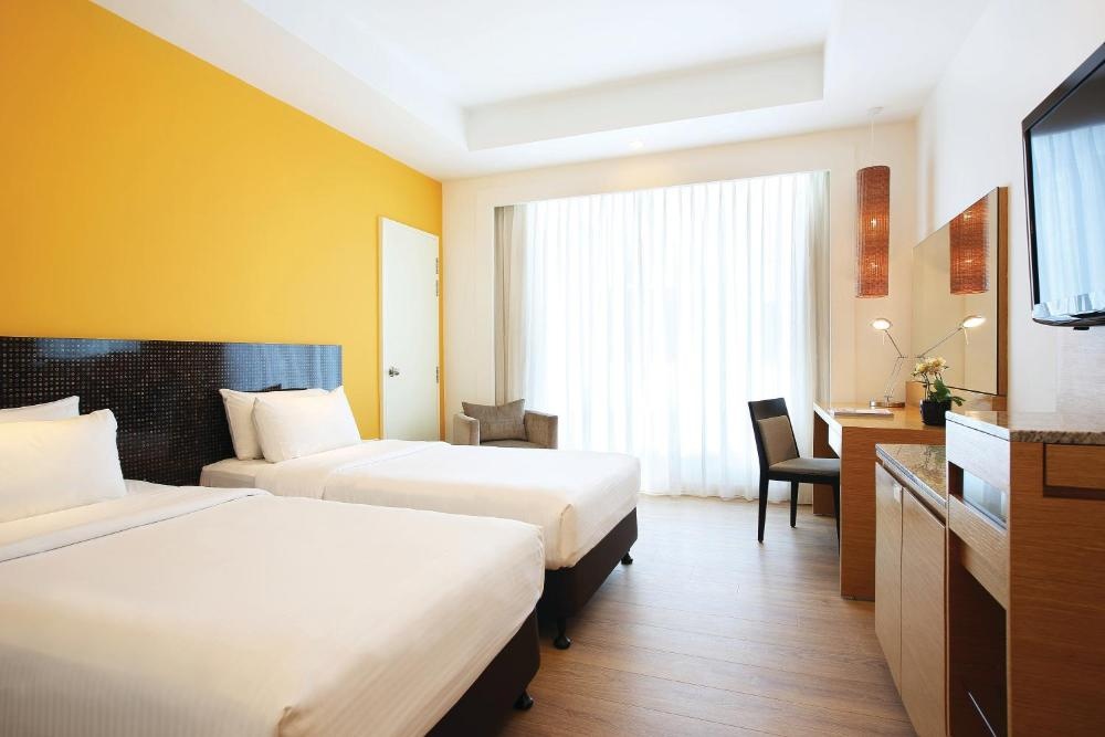 Room image 3