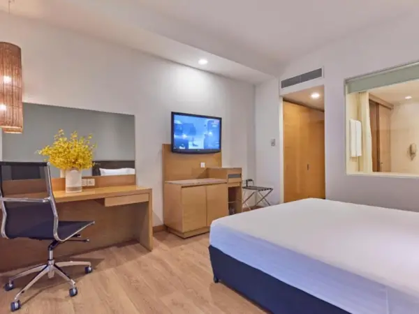 Village Hotel Changi by Far East Hospitality 4