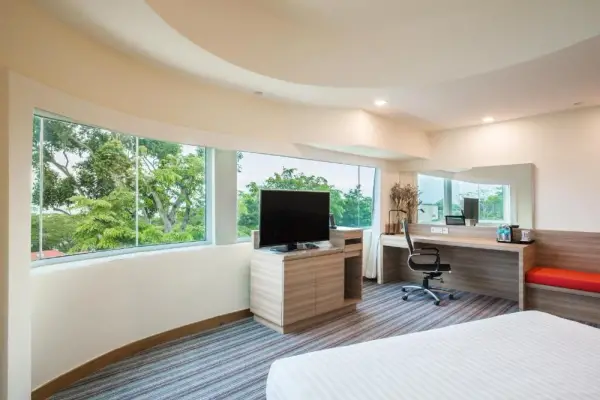 Village Hotel Changi by Far East Hospitality 6